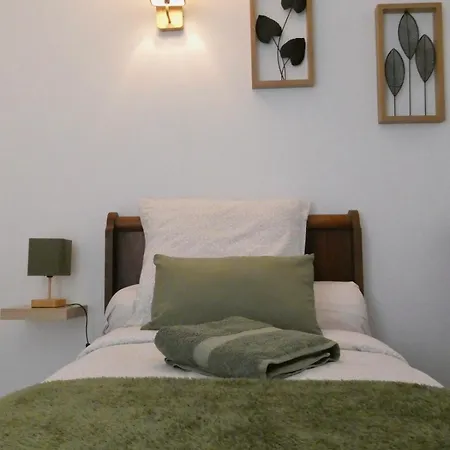 Le Du Chene Rouvre Corbeil-Cerf