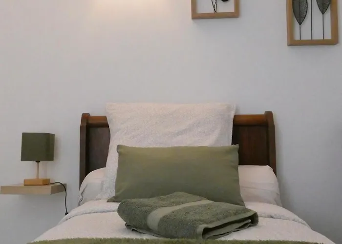 Le Du Chene Rouvre Corbeil-Cerf